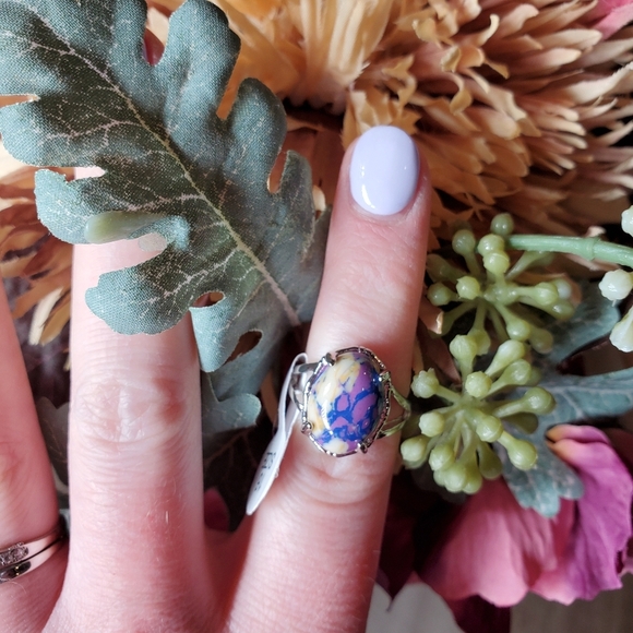 NWT Women's Silver Tone Purple and Cream Ring Size 5 - Picture 13 of 15